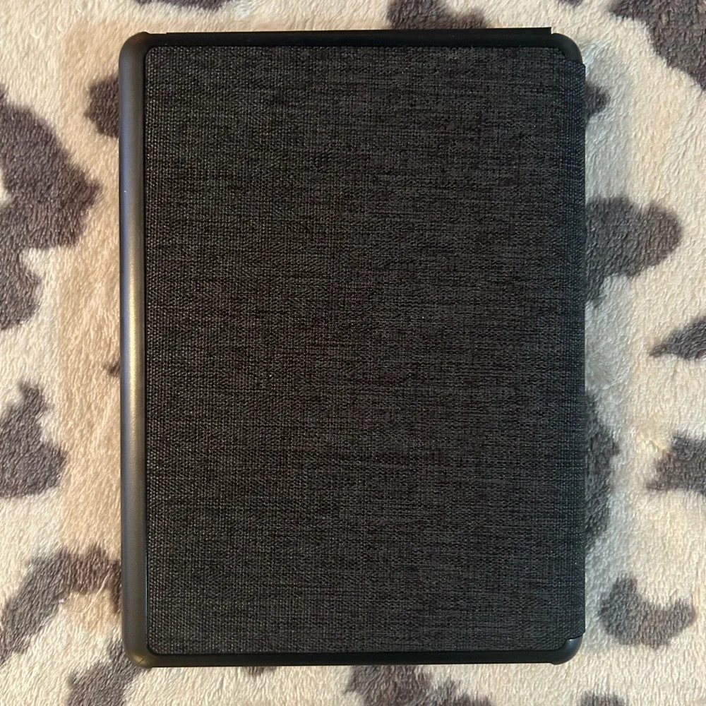 Amazon Black Kindle Paperwhite Cover Book-Style